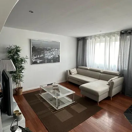 Apparemment Spacieux Et Lumineux Pour 6 Voyageurs Estrasburgo Exterior foto