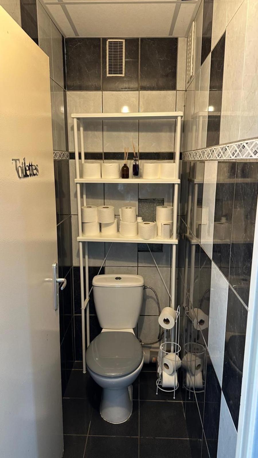 Apparemment Spacieux Et Lumineux Pour 6 Voyageurs Appartement